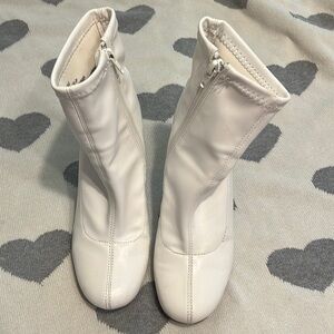 FINAL PRICE DROP! Mia size 6 white ankle boots